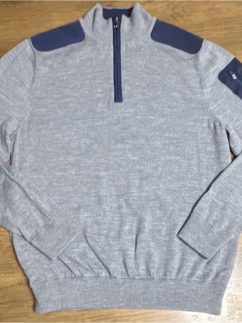 Vineyard Vines Men’s Medium knitted 100% Merino wool quarter zip